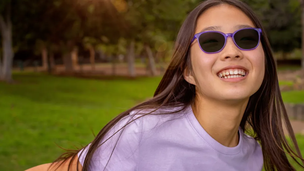 MiYOSMART girl wearing sunglasses